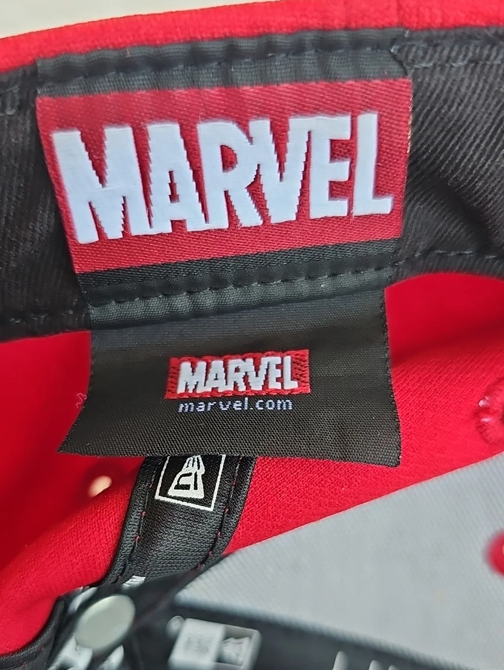New Era Marvel Spider-Man 9FORTY Youth Red Baseball Cap Hat Adjustable